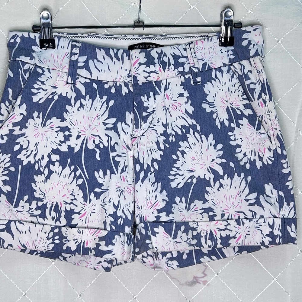 Dear John short excellent condition size 27
